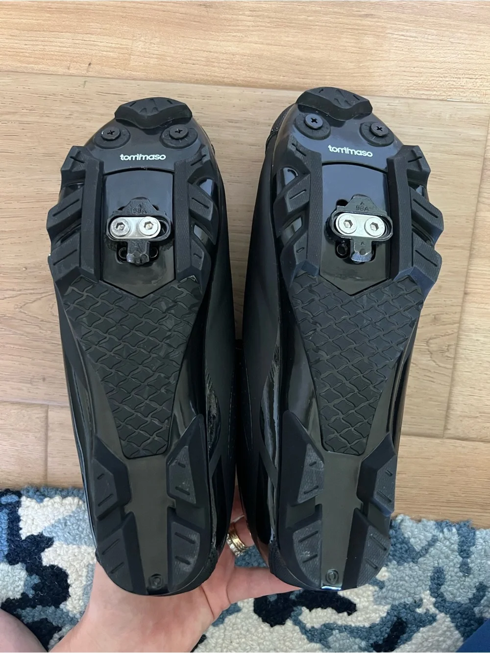 Tommaso lightweight black